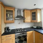 Superb Triple Near Airport - 2 Dublin