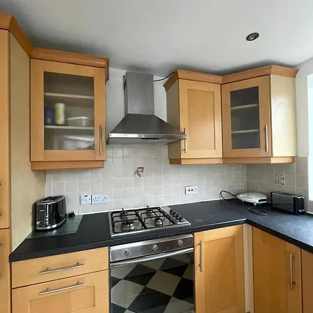 Superb Double Near Airport - 2 Dublin