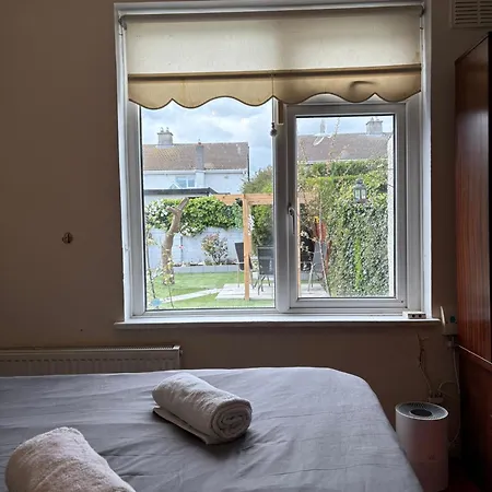 Superb Double Near Airport - 2 Guest house Dublin