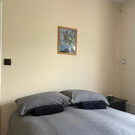 Superb Double Near Airport - 2 Pensjonat Dublin